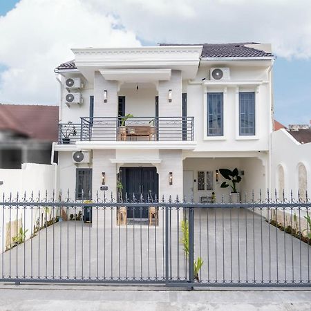 Siji Plemburan Vacation Home Kejayan Eksteriør billede